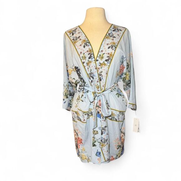 Flora Nikrooz Size Small Floral Satin Robe NWT Light Periwinkle Kimono Style - Picture 1 of 7